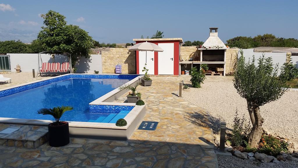 House With Swimming Pool Blue Diamond Apartman Povljana Szoba fotó