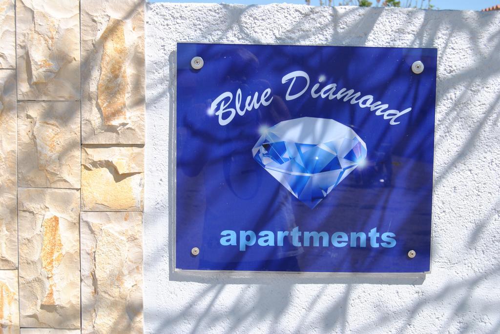 House With Swimming Pool Blue Diamond Apartman Povljana Kültér fotó